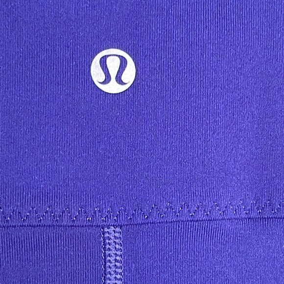Lululemon Scoop Me Up Tank II Spry Blue (Royal) Size 10 Like New Excellent - Picture 11 of 16